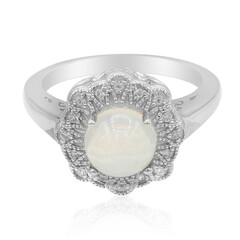 Anillo en plata con Ópalo de Welo