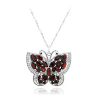 Collar en plata con Granate