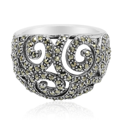 Anillo en plata con Marcasita