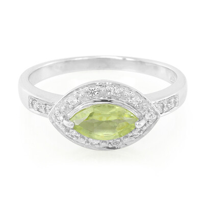 Anillo en plata con Peridoto de Manchú