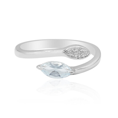 Anillo en plata con Topacio azul cielo