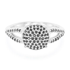 Anillo en plata con Espinela negra
