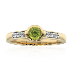 Anillo en oro con Peridoto de Arizona (Amanda Adkins)