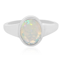 Anillo en plata con Ópalo de Welo