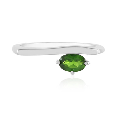 Anillo en plata con Diópsido de Rusia