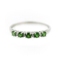 Anillo en plata con Diópsido de Rusia