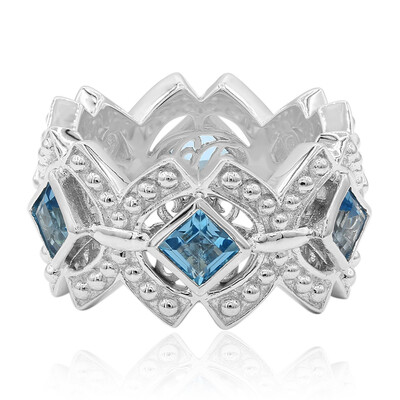 Anillo en plata con Topacio azul suizo (Dallas Prince Designs)