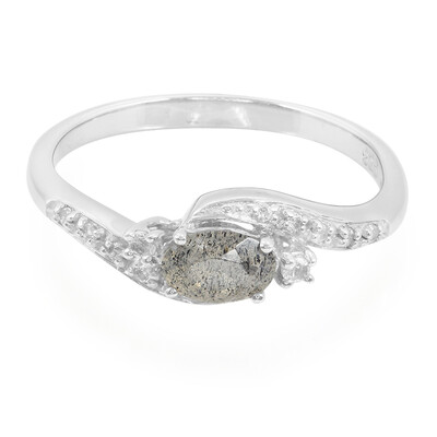 Anillo en plata con Labradorita