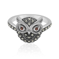 Anillo en plata con Granate de Mozambique