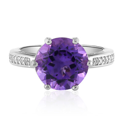 Anillo en plata con Amatista
