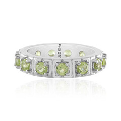 Anillo en plata con Peridoto