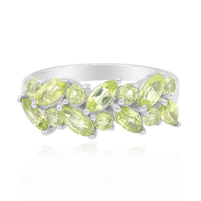 Anillo en plata con Peridoto