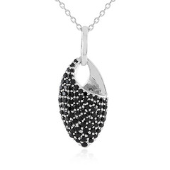 Collar en plata con Espinela negra