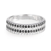 Anillo en plata con Espinela negra
