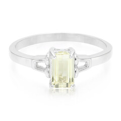 Anillo en plata con Cuncita amarillo canario