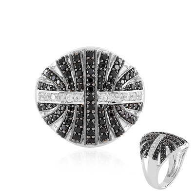 Anillo en plata con Espinela negra