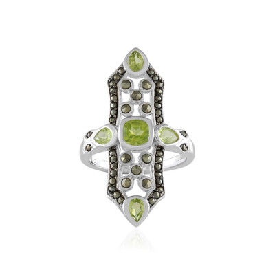 Anillo en plata con Peridoto