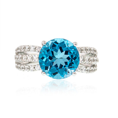 Anillo en plata con Topacio de Marambaia