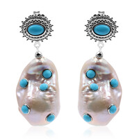 Pendientes en plata con Perla Freshwater (Dallas Prince Designs)