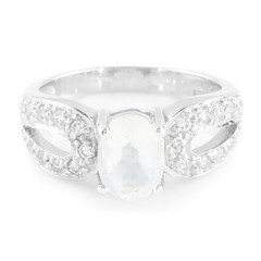 Anillo en plata con Cuarzo Luna Helada