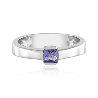 Anillo en plata con Tanzanita (Adela Silber)