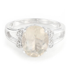 Anillo en plata con Ortoclasa