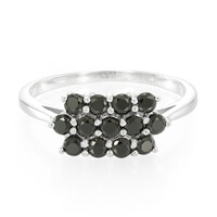 Anillo en plata con Espinela negra