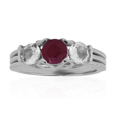 Anillo en plata con Rubí de Kenia