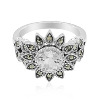 Anillo en plata con Topacio blanco