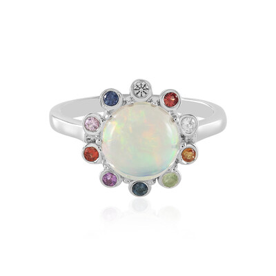 Anillo en plata con Ópalo de Welo (Adela Silber)