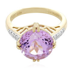 Anillo en oro con Cuncita (La Revelle)