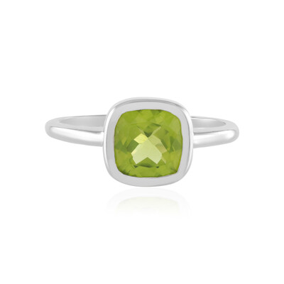 Anillo en plata con Peridoto