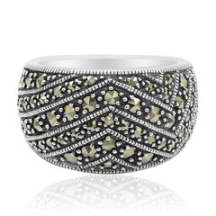 Anillo en plata con Marcasita