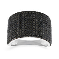 Anillo en plata con Espinela negra