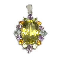 Colgante en plata con Cuarzo del Ouro Verde