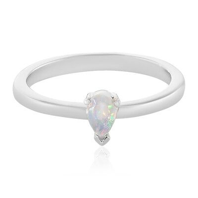 Anillo en plata con Ópalo de Welo