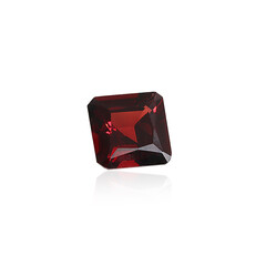 Piedra preciosa con Granate de Mozambique 4,627 ct