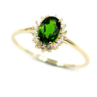 Anillo en oro con Diópsido de Rusia