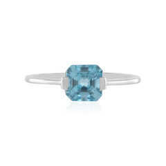 Anillo en oro con Zircón de Ratanak Kirí