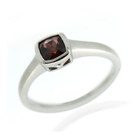 Anillo en plata con Granate de Mozambique