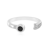 Anillo en plata con Espinela negra
