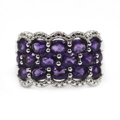 Anillo en plata con Amatista de Zambia