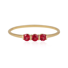 Anillo en oro con Espinela roja noble