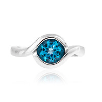 Anillo en plata con Topacio de Marambaia