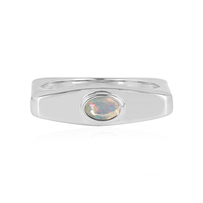 Anillo en plata con Ópalo de Welo