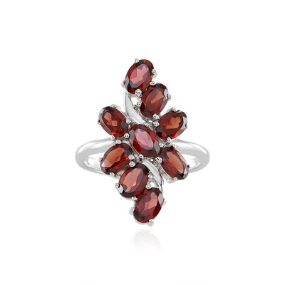 Anillo en plata con Granate de Mozambique