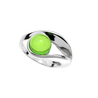 Anillo en plata con Ámbar colombiano verde