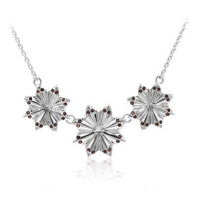 Collar en plata con Granate de Mozambique