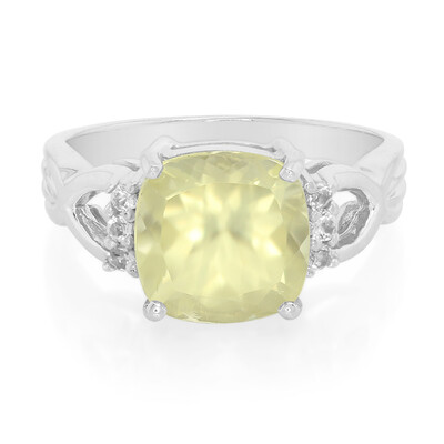 Anillo en plata con Ortoclasa