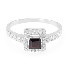 Anillo en plata con Granate de Mozambique